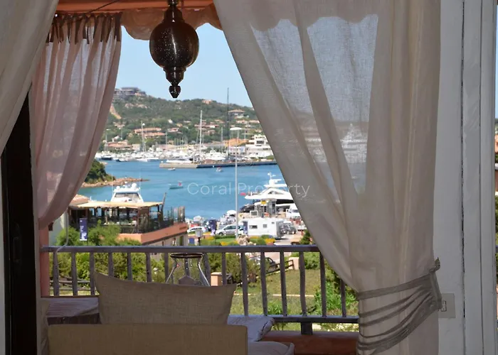 Yacht Terrace - Exclusive Waterfront View Appartement Porto Cervo