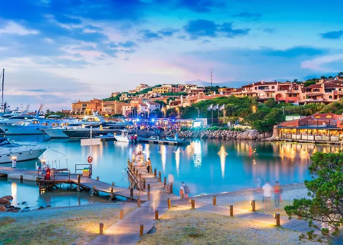 Yacht Terrace - Exclusive Waterfront View Center - By Coral
